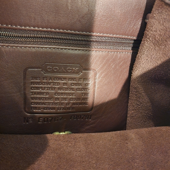 VINTAGE COACH DARK BROWN SOFT LEATHER DAY BACKPACK, EXCELLENT USED CONDITION - Picture 4 of 13